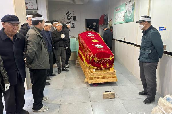 2024年12月安葬吉日一览 冬日安葬注意事项