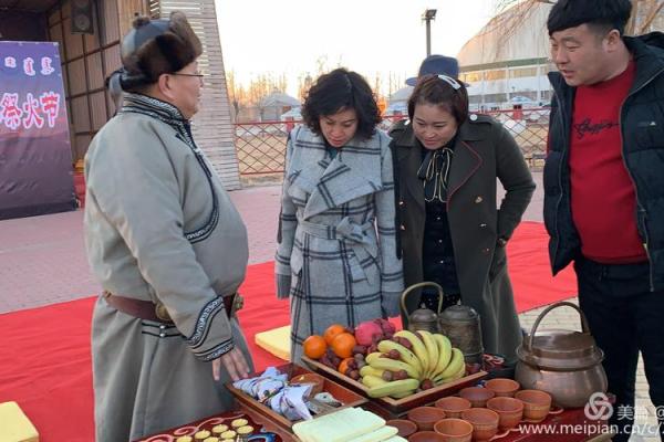 《腊月什么日子安门好》简介