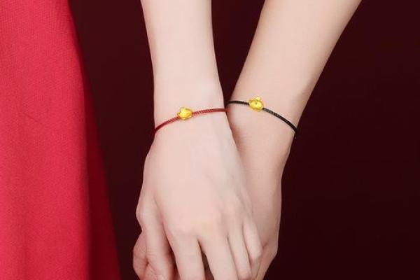 属鼠人在2026年佩戴哪种手串或项链可以辟邪保平安 属鼠人在2026年佩戴哪种手串或项链可以辟邪保平安