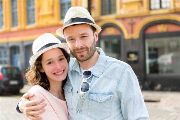 蛇和谁是天生一对 蛇和谁是天生一对